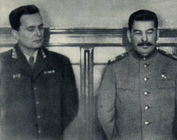 Броз Тито и Сталин. Фото: 1944 г.